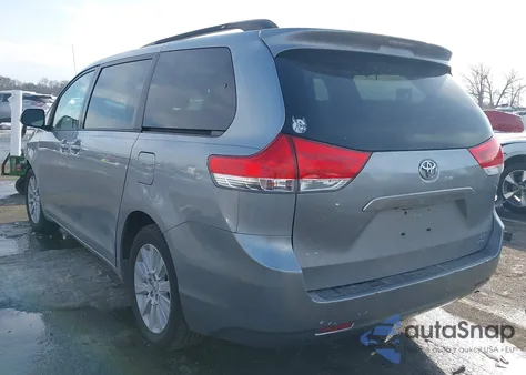 2013 Toyota Sienna Le 7 Passenger from USA, damaged, VIN 5TDJK3DC0DS057547